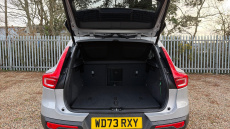 Volvo XC40 2.0 B4P Ultimate Dark 5dr Auto Petrol Estate